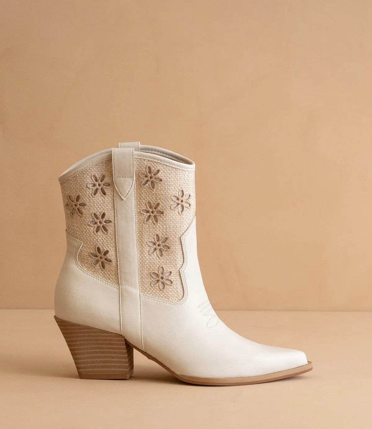 The Della Boot